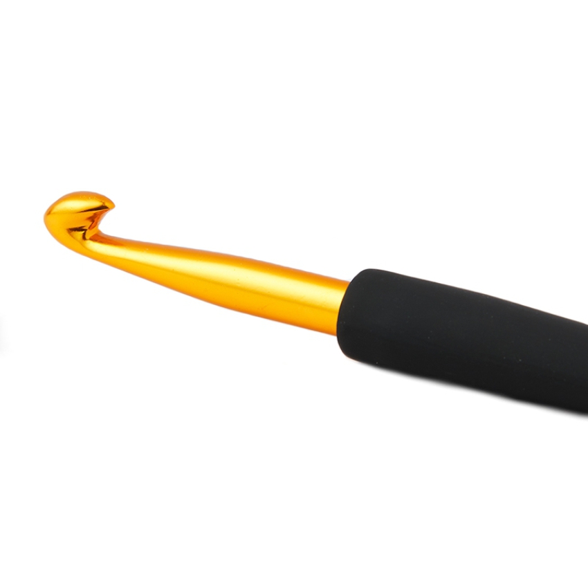 Крючок алюминиевый для вязания с эргономичной черной ручкой, золотистый цвет,5,00 мм, KniPro, 30807