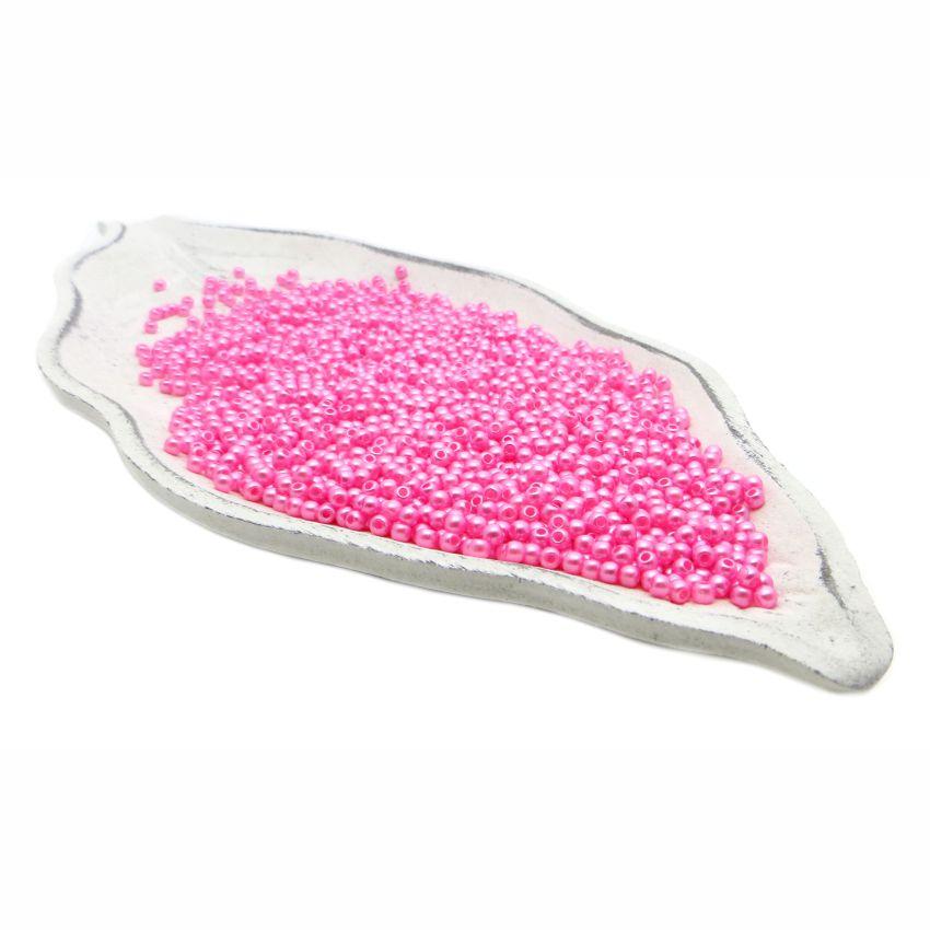 Бусины пластиковые "РУКОДЕЛИЕ", диаметр 3мм, цвет №40 ярко-розовый, 25гр/пакет, PP1001C40